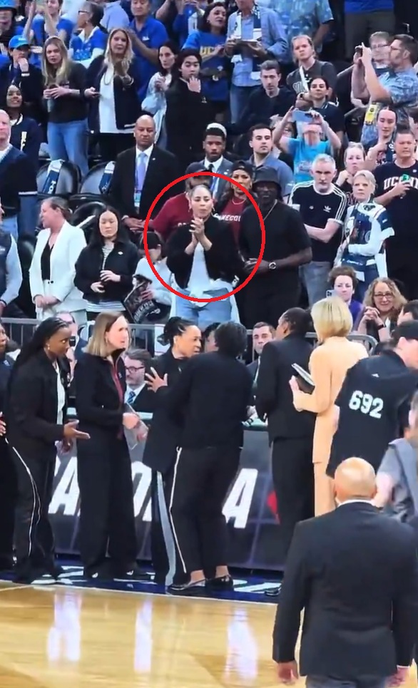 Darren 👨‍💻🇺🇸🗽⚾🏈 tweet media