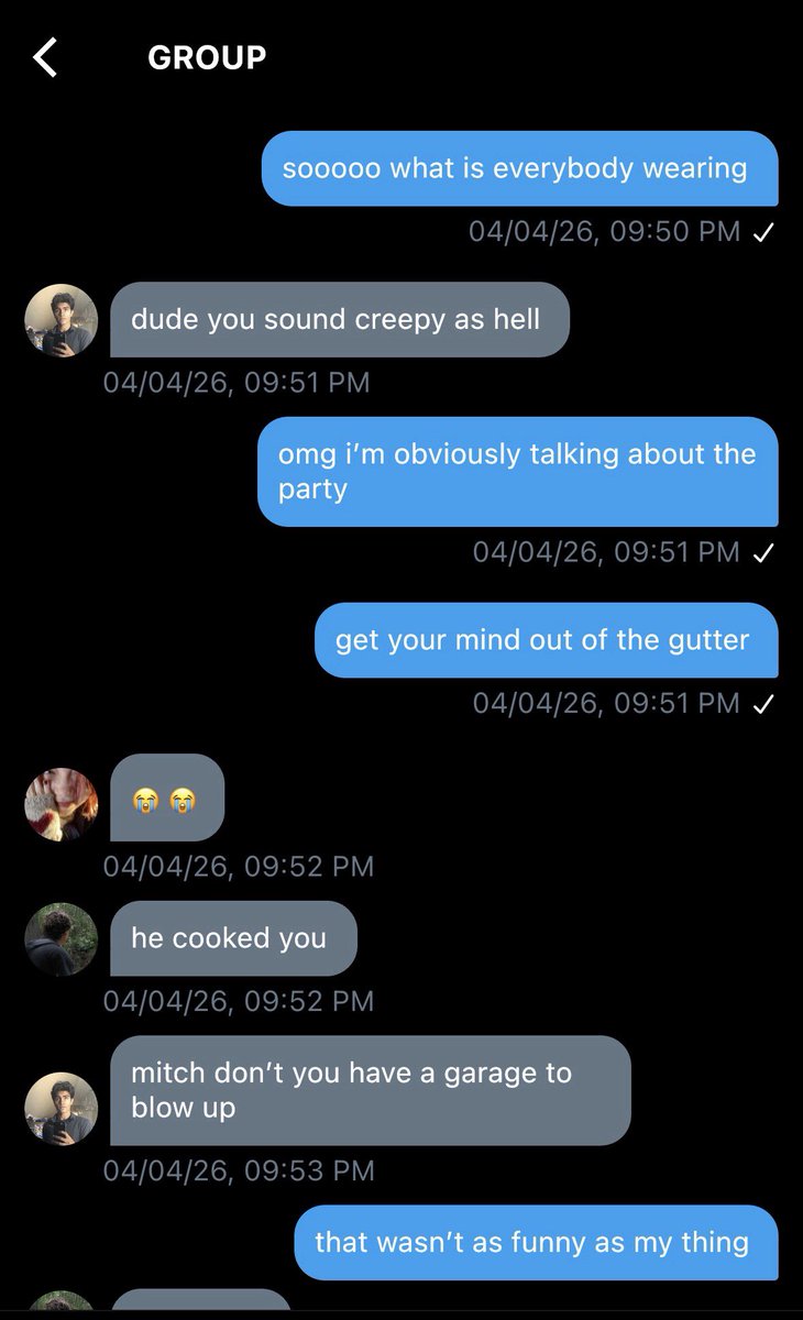 redvelvik's tweet image. ok socmed au update no tweets just messages for the #plot sorry for the terrible twitter ui this app is like a decade old