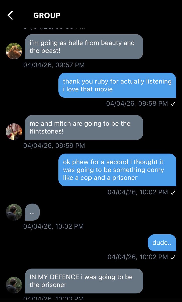 redvelvik's tweet image. ok socmed au update no tweets just messages for the #plot sorry for the terrible twitter ui this app is like a decade old