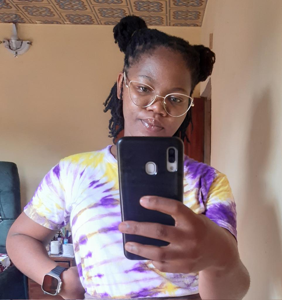 Normal DL lady sontin🥰