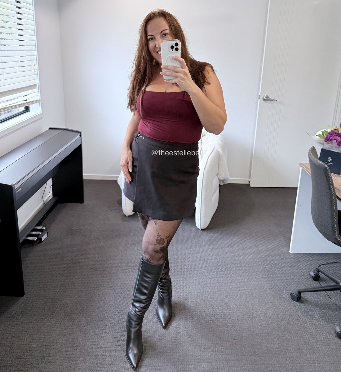 TheEstelleBell tweet media