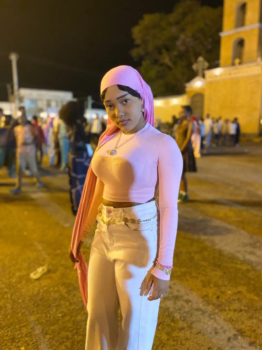 زينب علي tweet media