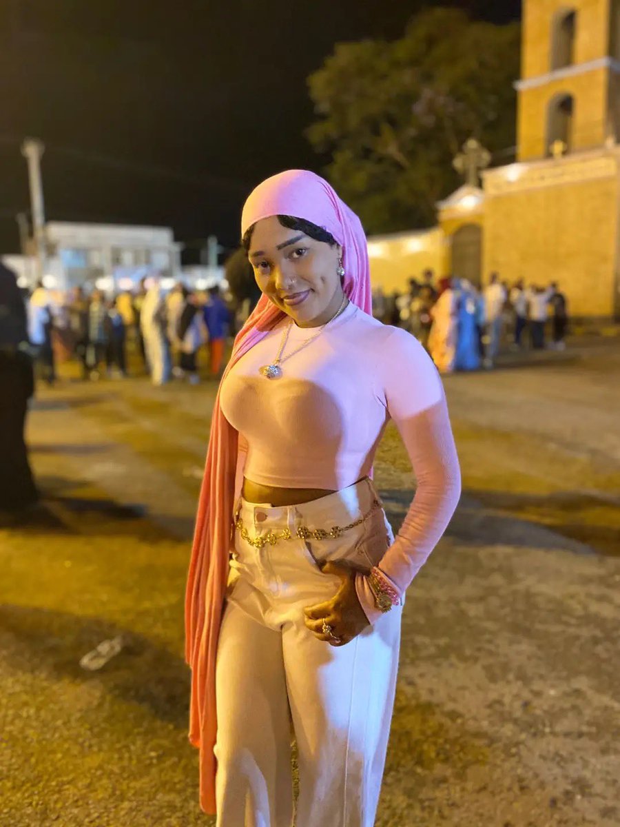 زينب علي tweet media