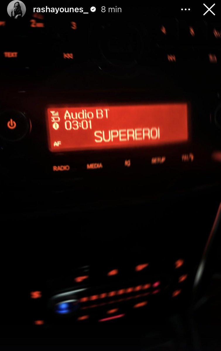 Ines🌸 tweet media