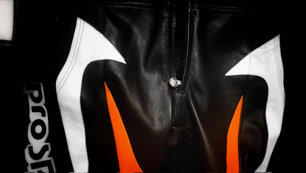 SwitchUK_v3 tweet media