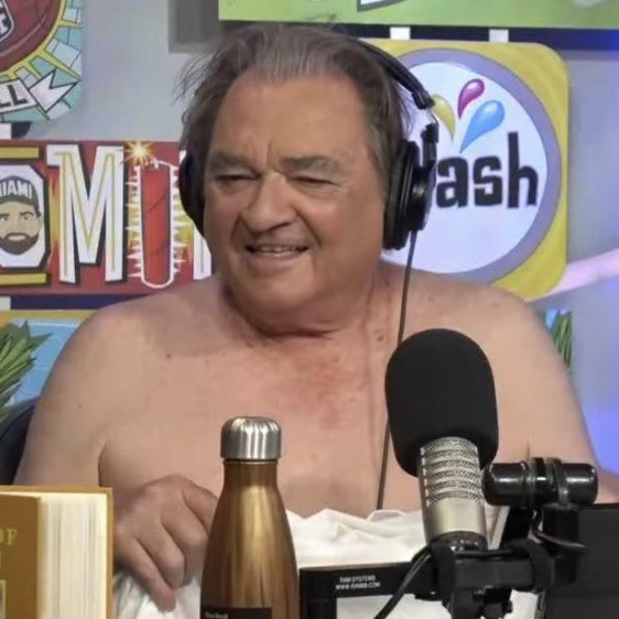 ☀️ WAKE & FAKE 🎨 tweet media