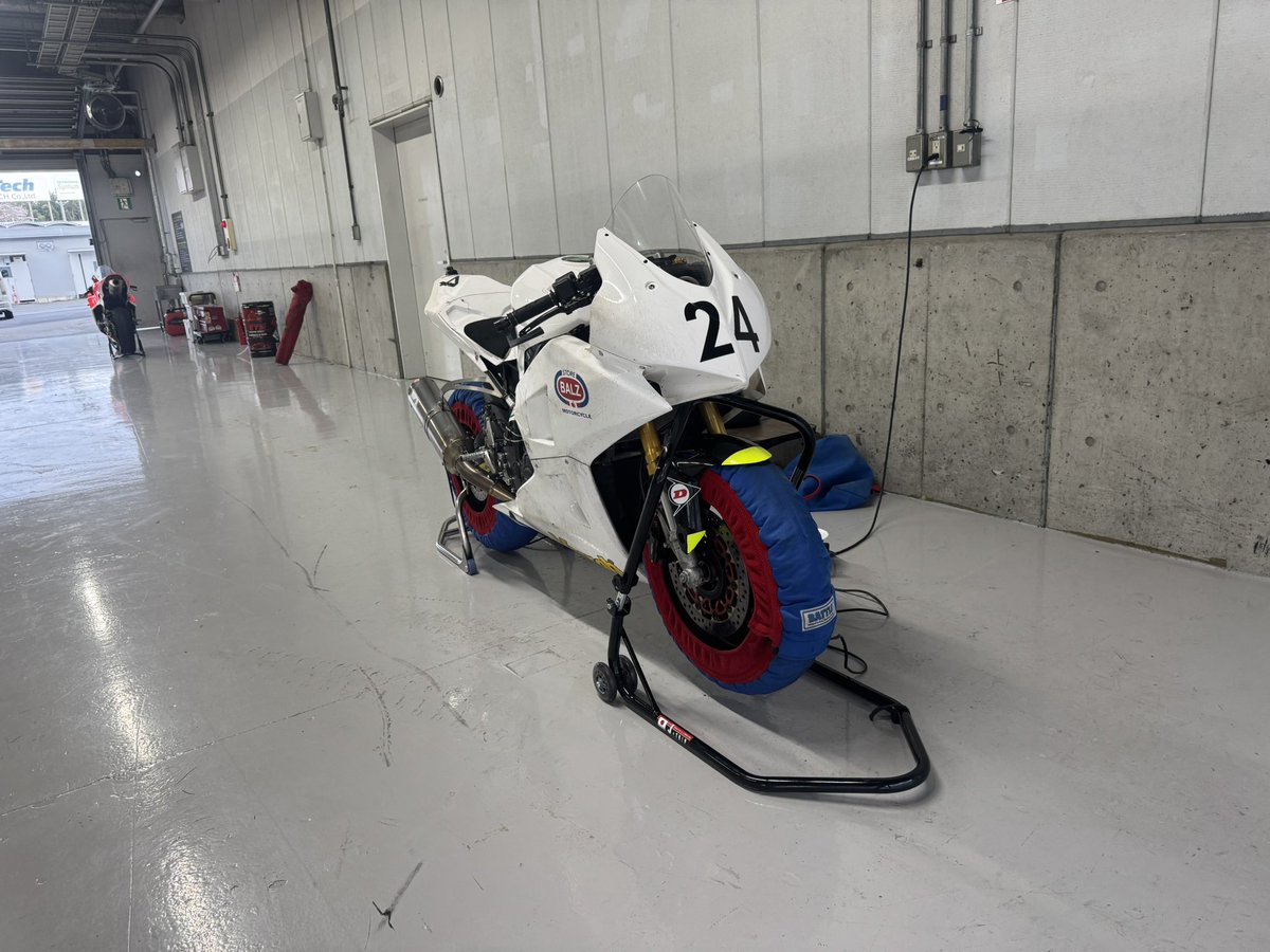 hiro34sai tweet media