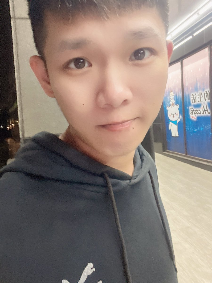小呂哥 tweet media