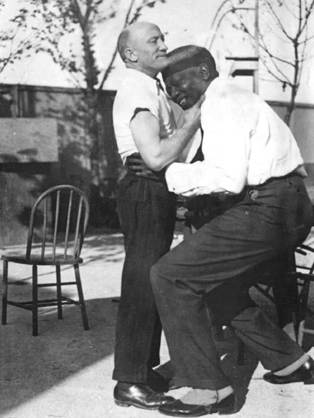 OffBay Media tweet media