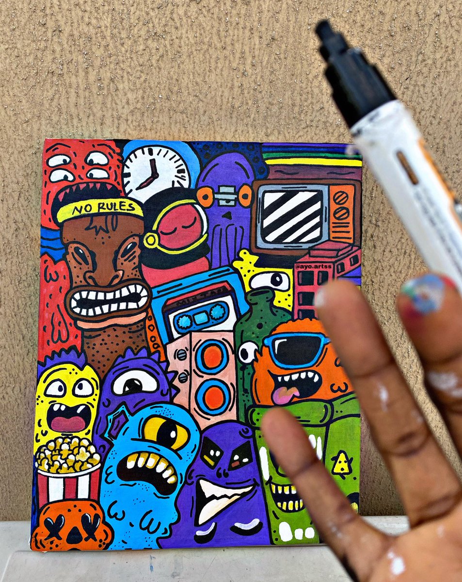 Miss.ayo.artss tweet media