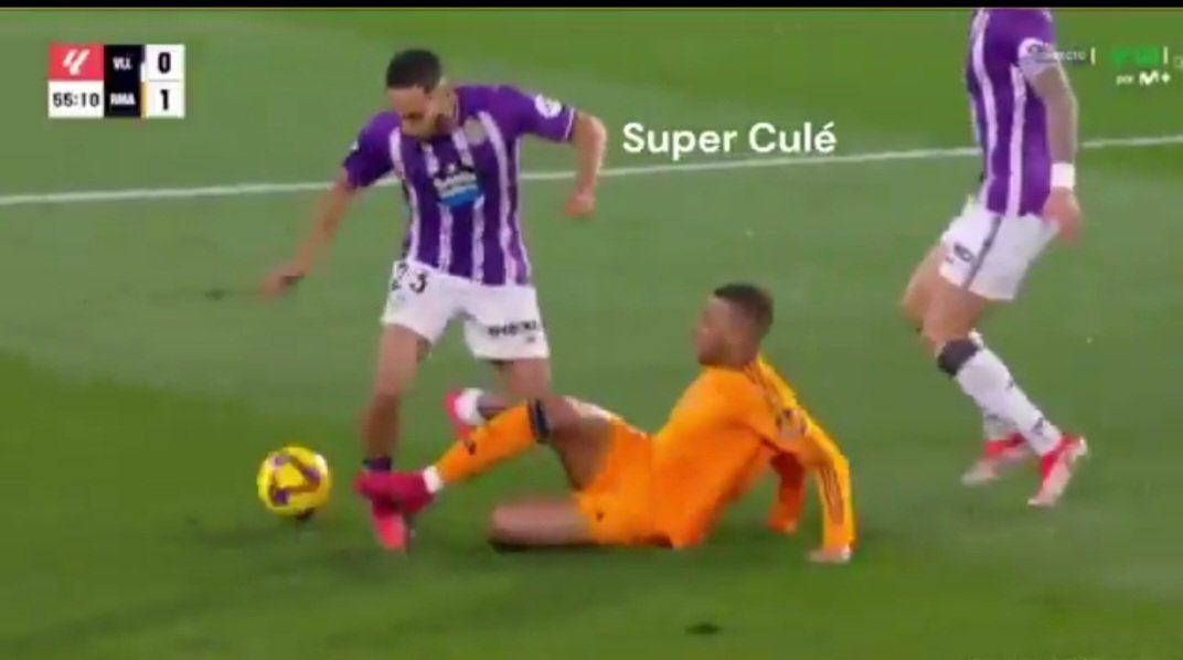 Fcbforlifeee's tweet photo. Thread 

les actions où les joueurs du Real Madrid  n’ont pas pris carton rouge 

Mbappé n’a pas pris rouge https://t.co/4DPRnm7fBA