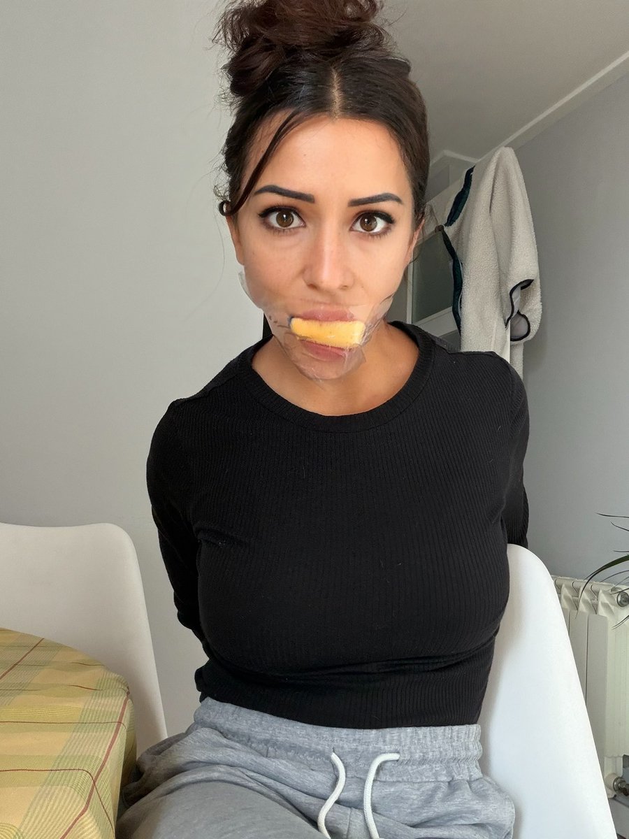 Lauracuttie tweet media