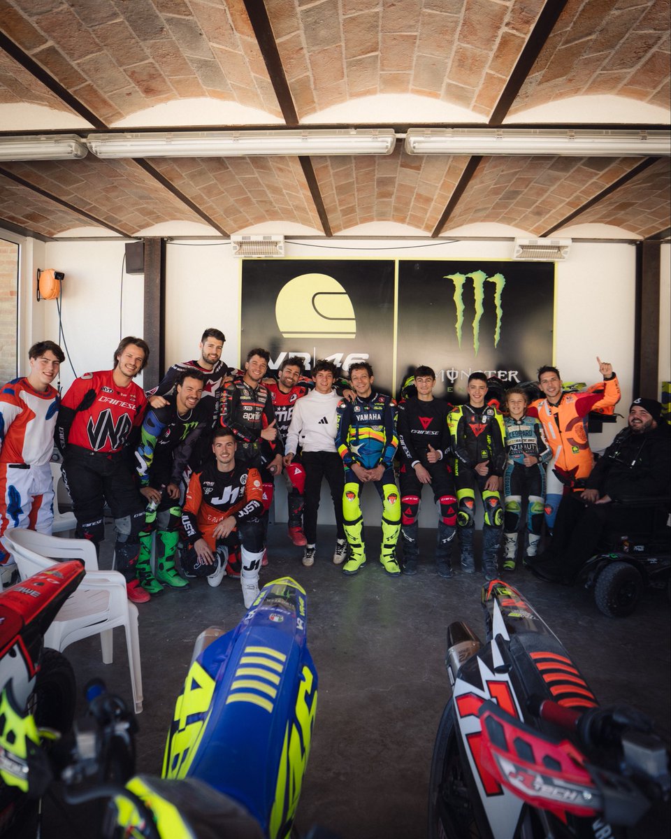 VR46 Riders Academy tweet media