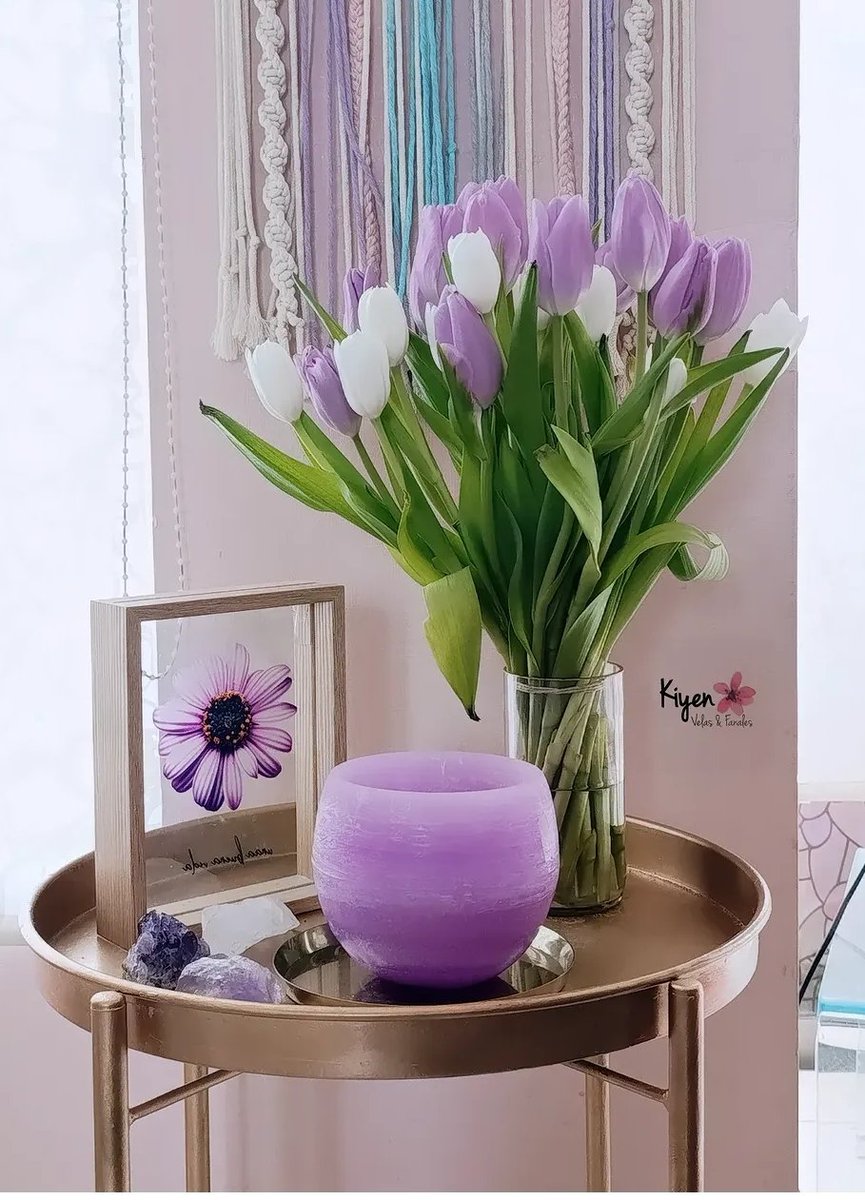 Luz de velas 🕯️✨🪻🩷 tweet media