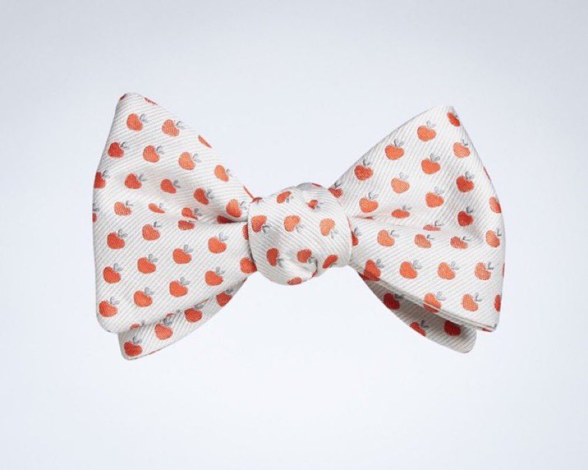 Ken_Rosenthal's tweet photo. Tonight’s bow tie for Cubs at Guardians on FOX at 7:15e/6:15c: Hunger Network of Greater Cleveland. More: https://t.co/AyJ2q4YL4o
@Hunger_Network https://t.co/uEkDC9S8NV