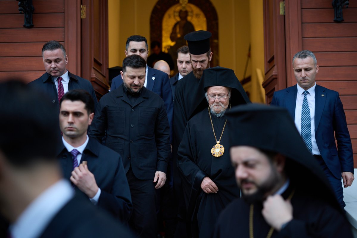 Volodymyr Zelenskyy / Володимир Зеленський tweet media