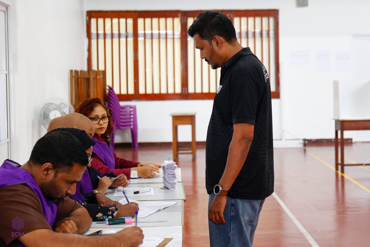 Elections Commission tweet media