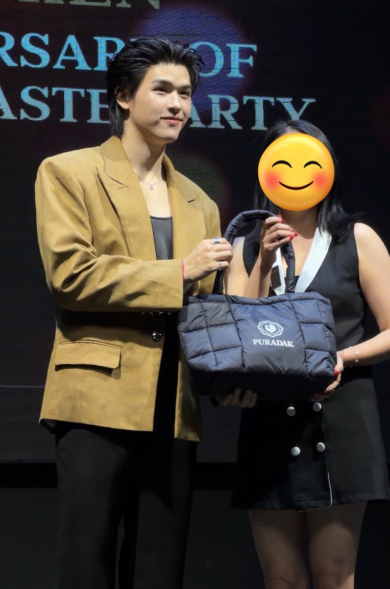 𝘥𝘦𝘢𝘳𝘥𝘰𝘪𝘪𝘻‧₊˚🎄✩ ₊˚🦌⊹♡ tweet media