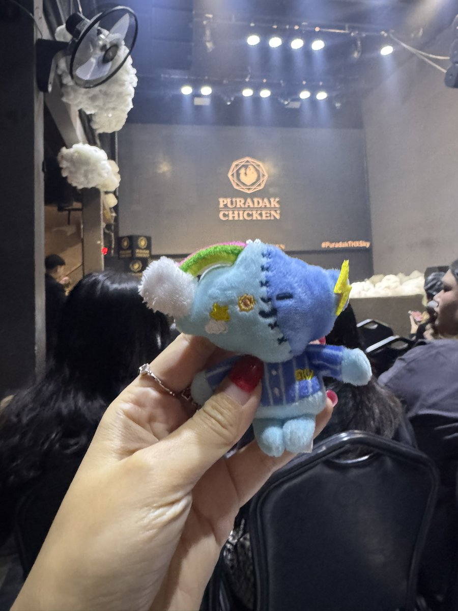 𝘥𝘦𝘢𝘳𝘥𝘰𝘪𝘪𝘻‧₊˚🎄✩ ₊˚🦌⊹♡ tweet media