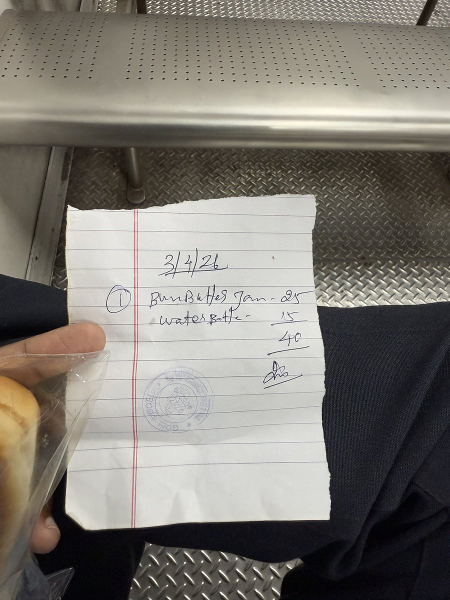 DiduuDilip's tweet photo. @GMSRailway @RailMinIndia 
I would like to bring to your kind attention an issue faced at Thiruvallur Railway Station.
A shop operating within the station premises is selling items without issuing valid bill and is charging prices higher than the prescribed rate. @jagograhakjago https://t.co/YAdBfBQKAB