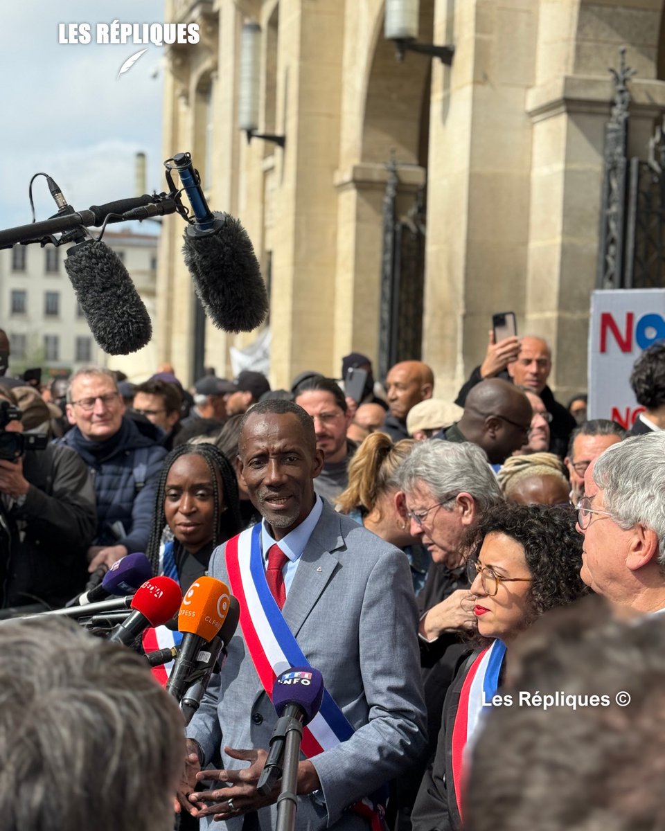 Les Répliques tweet media