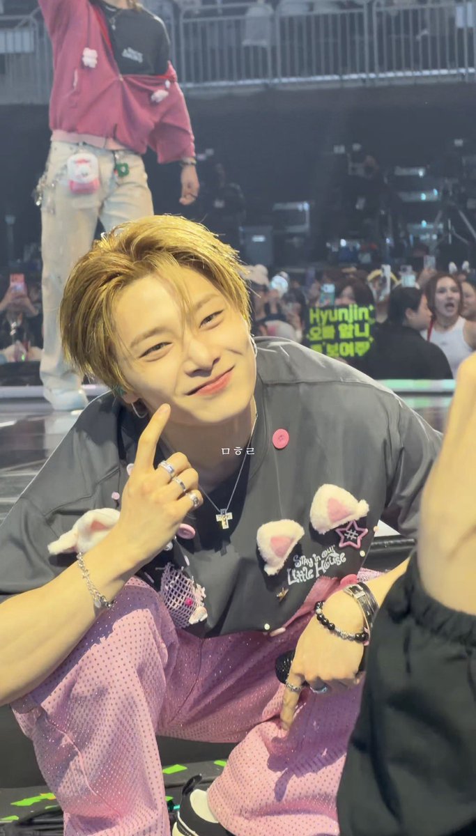 Emꕤㅁㅎㄹ tweet media