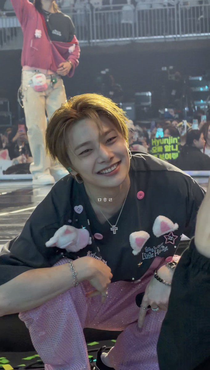 Emꕤㅁㅎㄹ tweet media