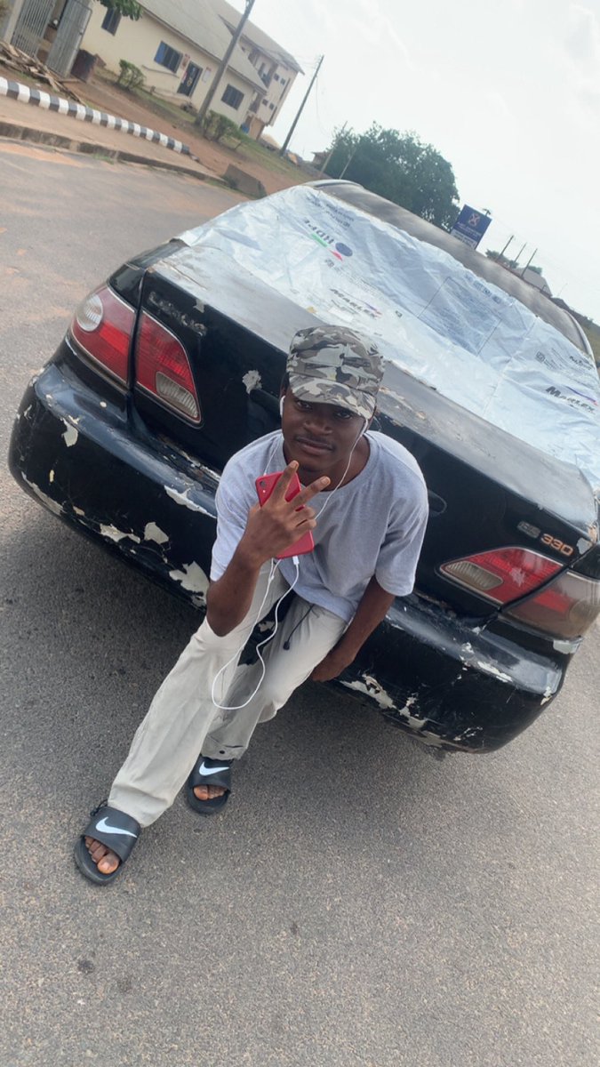 Lade🎀 tweet media