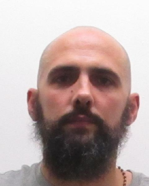 SuffolkPolice's tweet photo. Police are appealing for help to trace a prisoner who has absconded from HMP Hollesley Bay. He has connections to London and is serving a six-year sentence for burglary offences.
Anyone with information should contact police quoting 37/18862/26.
https://t.co/CvuNgbIBuA https://t.co/ElsZdzUbyj