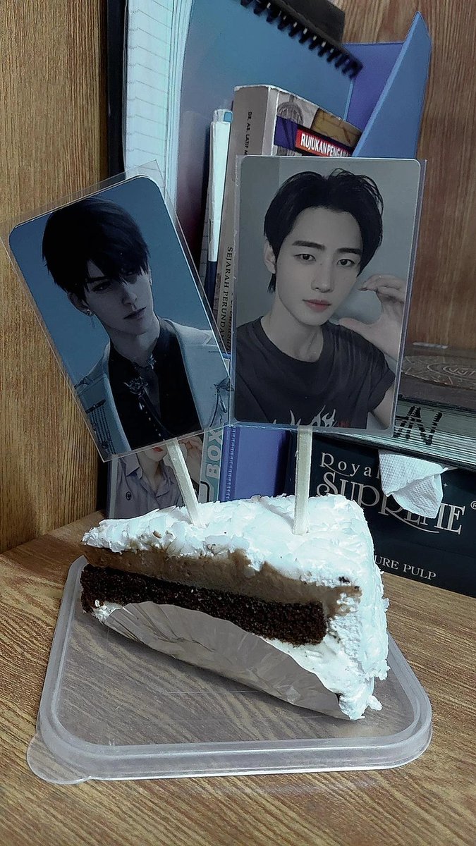 ainana🍏💤 tweet media