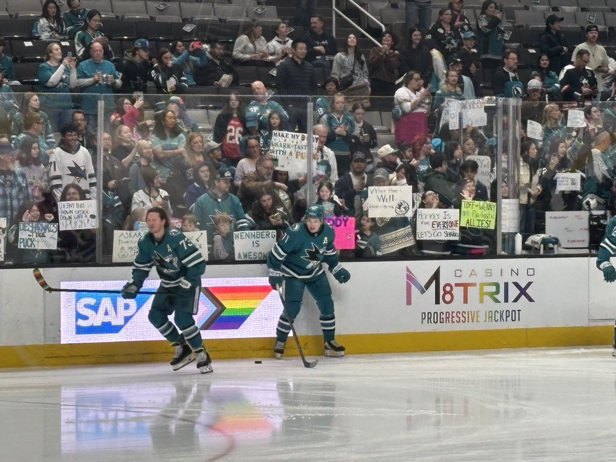 Katie Porter tweet media