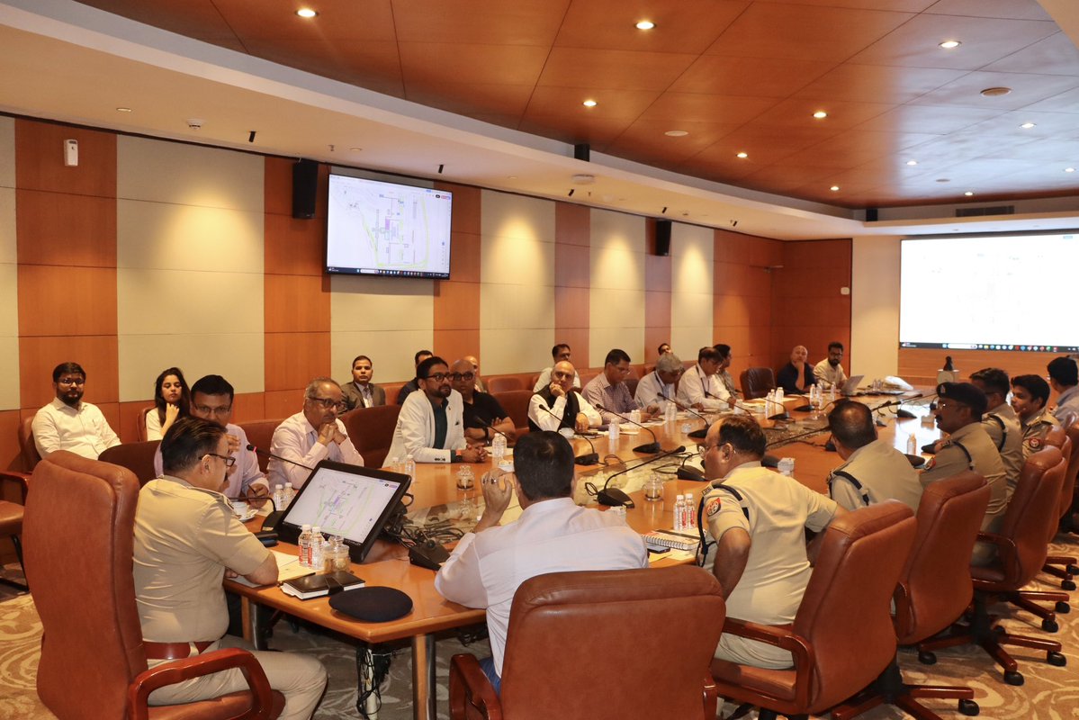 Dr Rajeev Narain Mishra (IPS) tweet media