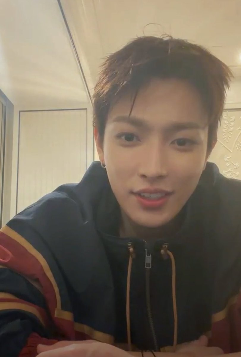 melanosit ★ starmonth (💍) tweet media