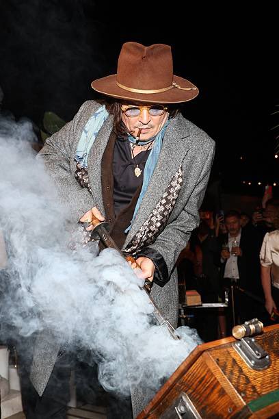 BritishFanofDepp | FANSITE tweet media