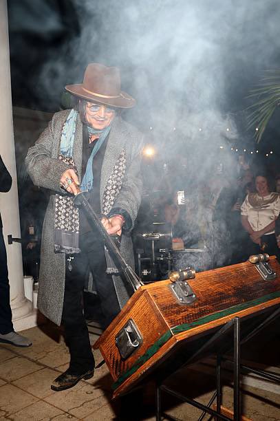 BritishFanofDepp | FANSITE tweet media