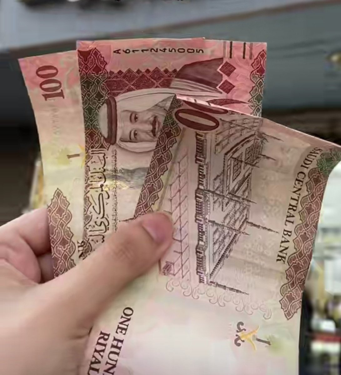 حسون tweet media