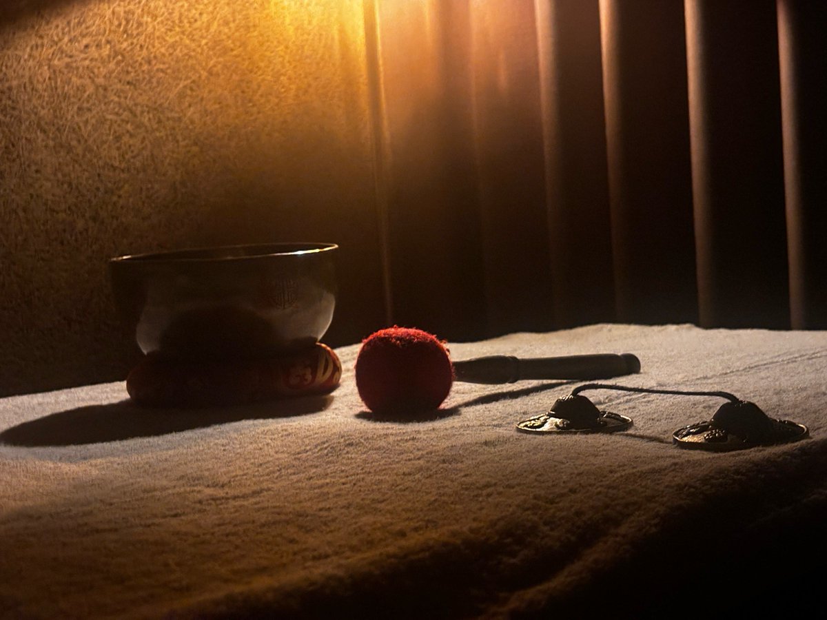 PotierKoraly's tweet photo. Dive into your soundtrack—where every beat matches your mood, and every note feels like home.  #MusicVibe https://t.co/2uhg2xojgg