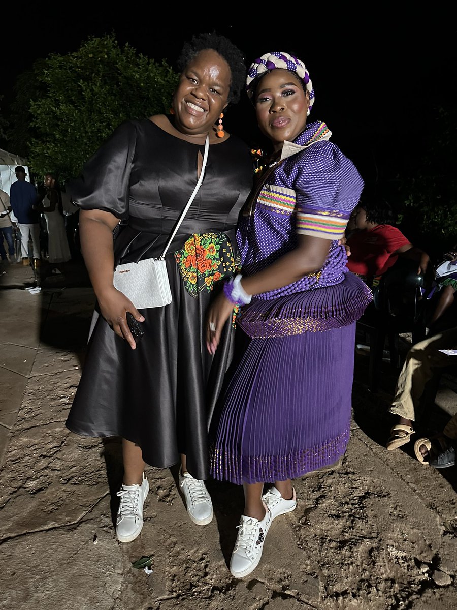 events_zoe's tweet photo. Our Mhana Sesi officially married ❤️ https://t.co/dxcz3Gj9qS