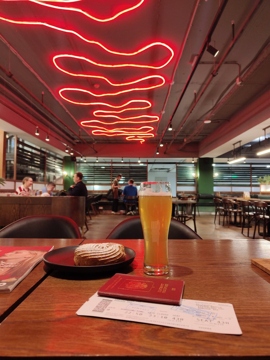 свиянь Рассела tweet media