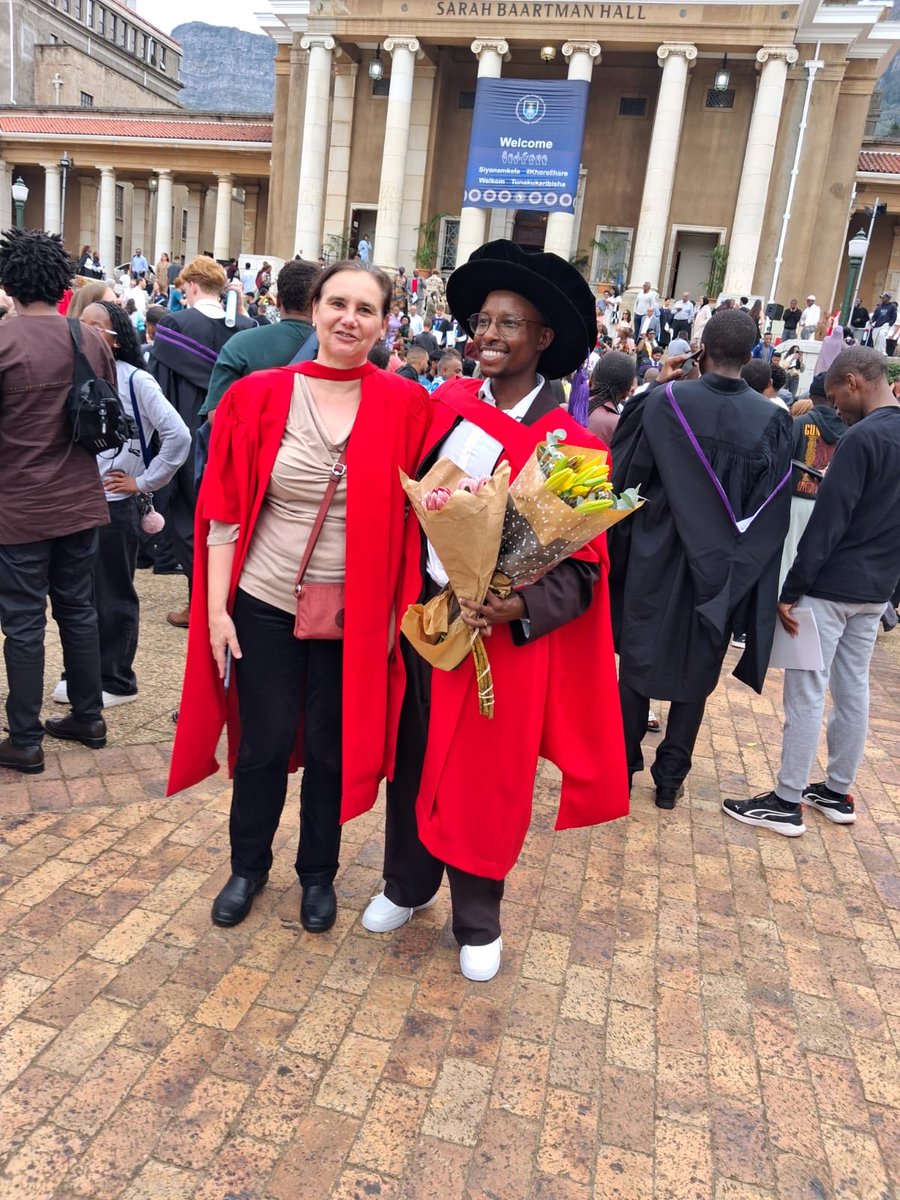 Mo_esq's tweet photo. Younger brother graduated PhD in Mathematics at UCT. Proud of this man. @UCT_news  @UCTpostgrads https://t.co/zS6rTx0WLe