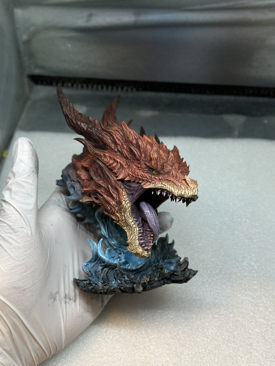 名護なご tweet media