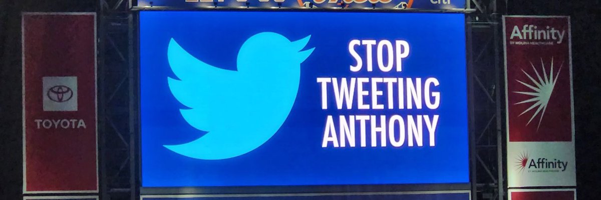 Ee tweet media