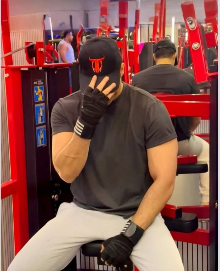 Excitement at it's peak to see VJ'S first glimpse in #JuhiMui 🔥🔥🔥❤️‍🔥❤️‍🔥❤️‍🔥❤️‍🔥bring it on hero 😍😍😍 Best Of Luck #VijayendraKumeria &amp; The Entire Team #JuhiMui ❤️❤️❤️✨✨👍✌️🧿🙏 
#ColorsTV