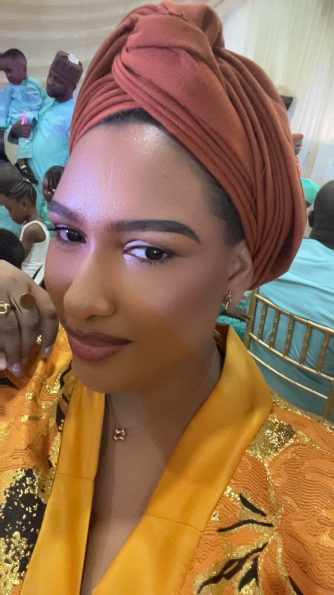 Duchess of Bourdillon! tweet media