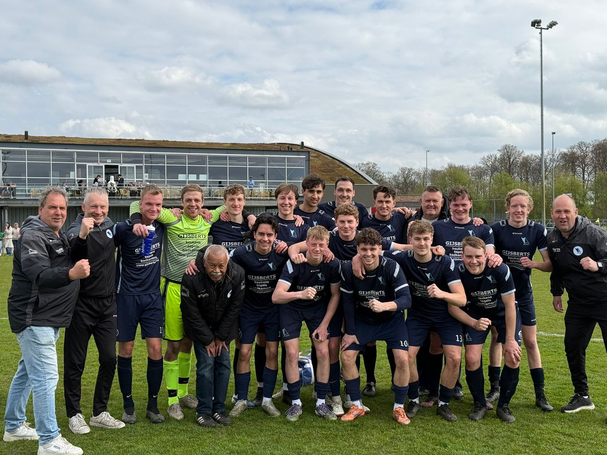 c_koop's tweet photo. Periodetitel met @SVTwello , 8-1 overwinning op concurrent. https://t.co/FwBeG3MP0x