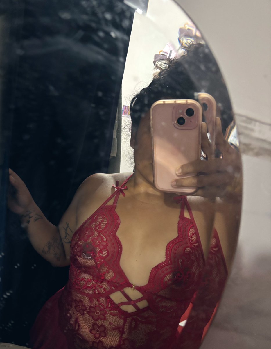 Morena_mikaa's tweet photo. Cositas nuevas para deleitarlos a ustedes 💋🔥. Les gusta? 🫦 RT🔃 https://t.co/G09DNTTNBi