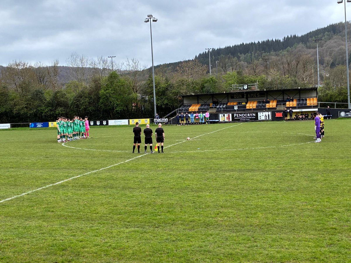 Taffswellfc's tweet photo. Thoughts and prayers are with the family &amp; friends of Alfie Jones on the loss of his father.
The club held a minutes silence prior today's game against South Gower. RIP https://t.co/28Pw5pkm2D