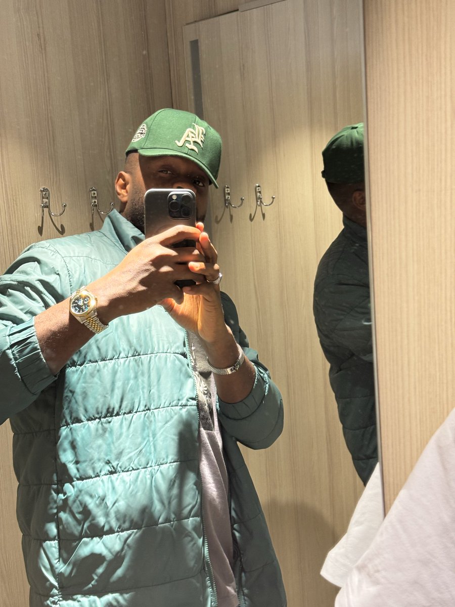 Limaontoby tweet media