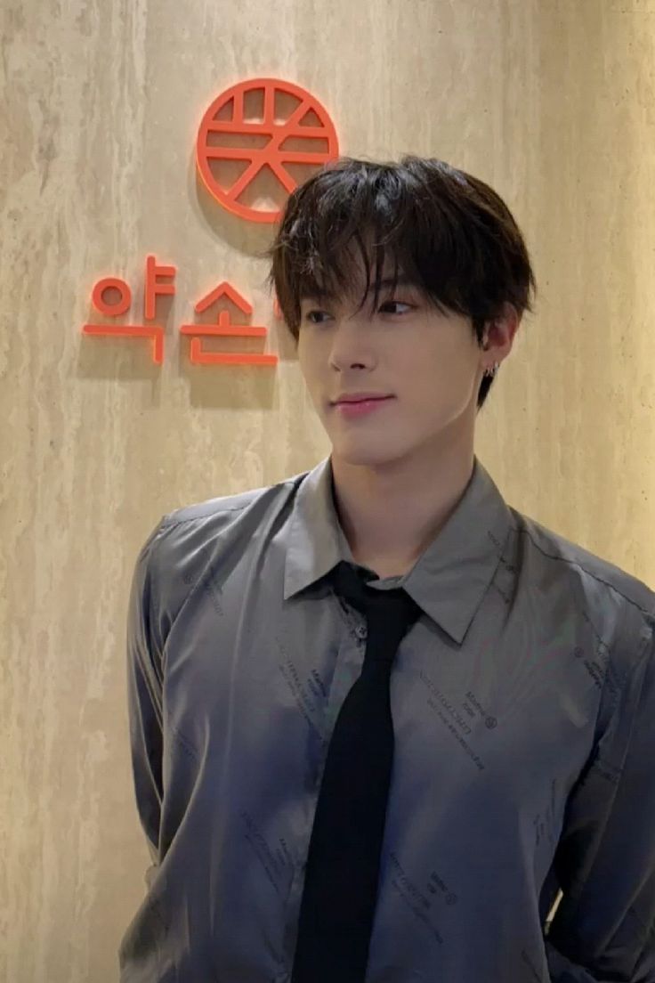 kkk sall ❤️‍🩹 tweet media