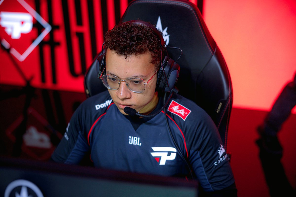 Fala, Dory tweet media